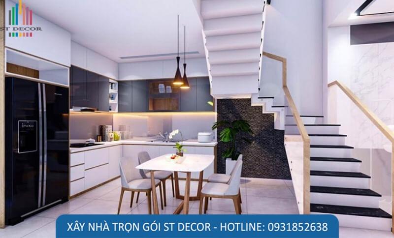Nhà bếp được bố trí gần với phòng khách giúp việc di chuyển dễ dàng hơn