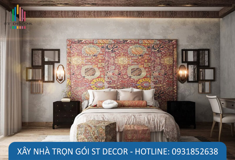 Phòng ngủ được thiết kế theo phong cách cổ điển, màu sắc nhẹ nhàng ấm áp