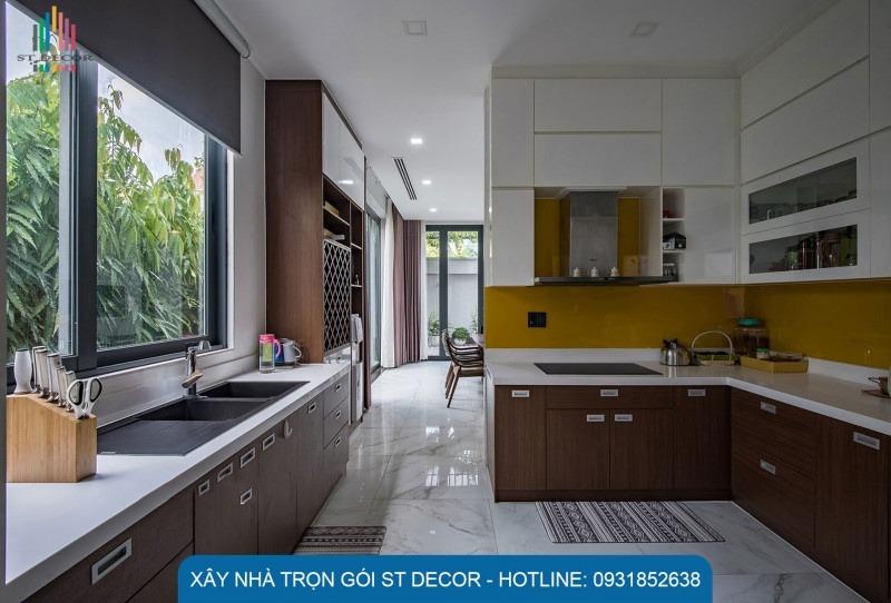 Phòng bếp hiện đại đầy đủ tiện nghi