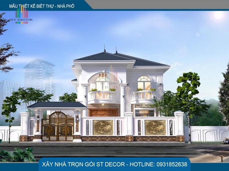 Phần cổng và tường rào làm điểm nhấn cho biệt thự