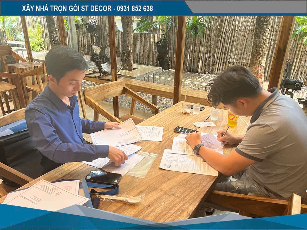 Ký kết hợp đồng thiết kế và thi công