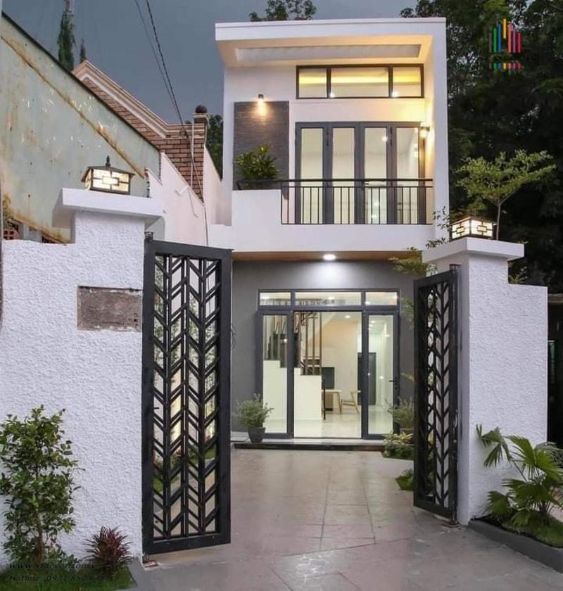 Công trình nhà phố 2 tầng hiện đại, thiết kế tối giản tại vùng ngoại ô huyện Tân Thạnh