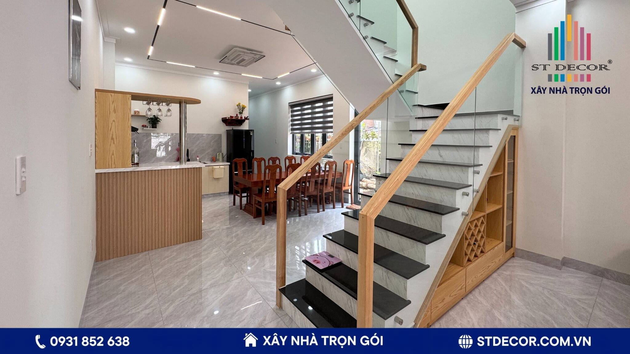 Khu vực phòng bếp sẽ được bố trí tách biệt với phòng khách thông qua cầu thang để đảm bảo sự riêng tư
